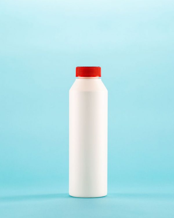 600ml HDPE powder puffer bottle made in white HDPE plastic with a 38mm r3 neck suitable for all powders, supplied by Jubb UK
